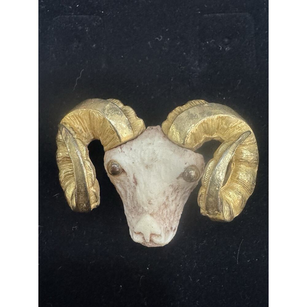 Vintage RAZZA Aries Ram Head Brooch Zodiac Pin Signed Gold Tone